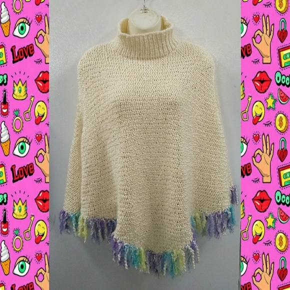 MARIE BURKE Sweaters - MARIE BURKE KNIT TURTLE NECK HANDMADE PONCHO